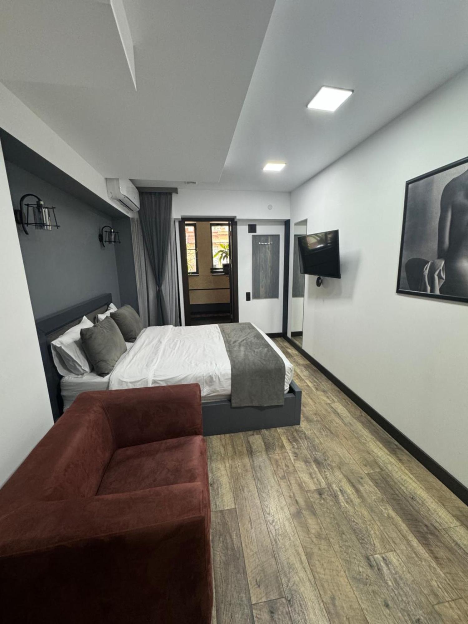 The Phoenix Boutique Hotel Єреван Екстер'єр фото
