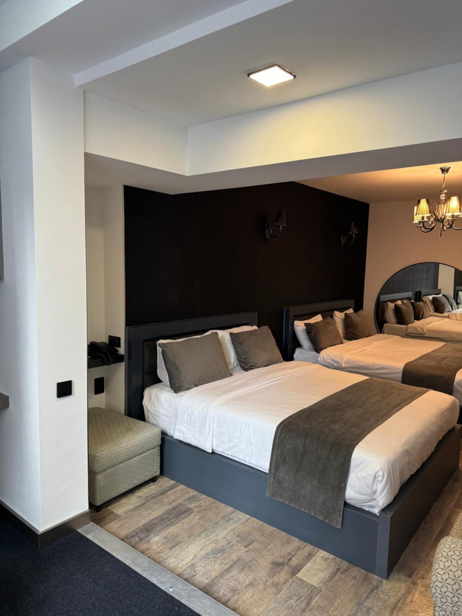 The Phoenix Boutique Hotel Єреван Екстер'єр фото